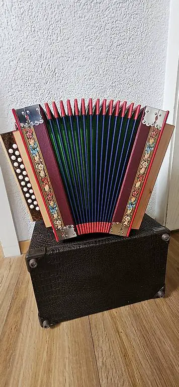 Schwyzerörgeli J. Gwerder & Sohn