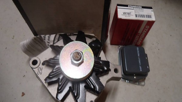 ALTERNATOR FORD Mustang/ Bronco/ F-Modelle Spannungsregler