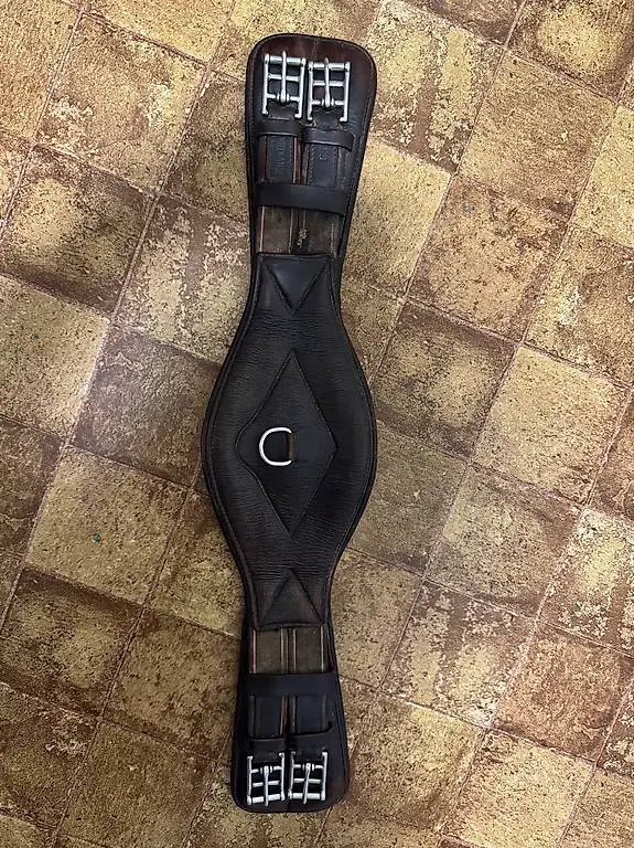 Sattelkurzgurten Leder braun und schwarz