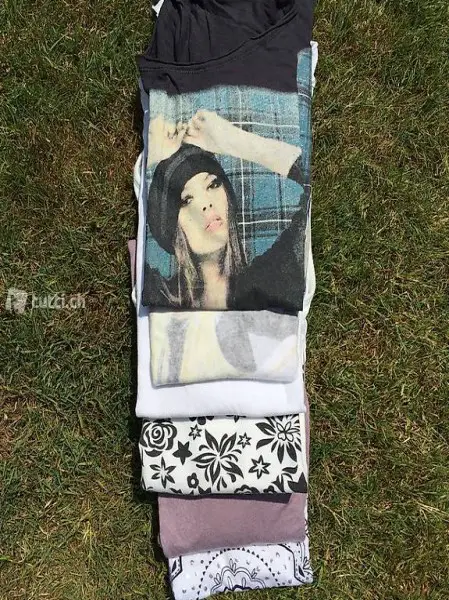 Diverse Shirt Gr. XS