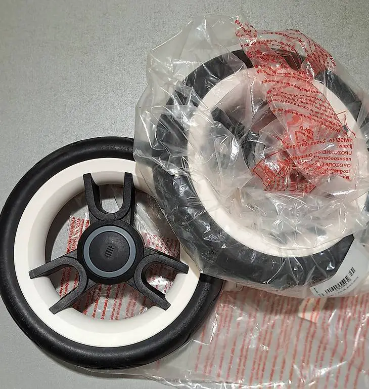 Teutonia Hinterräder- originalverpackt- für Cosmo mit HB