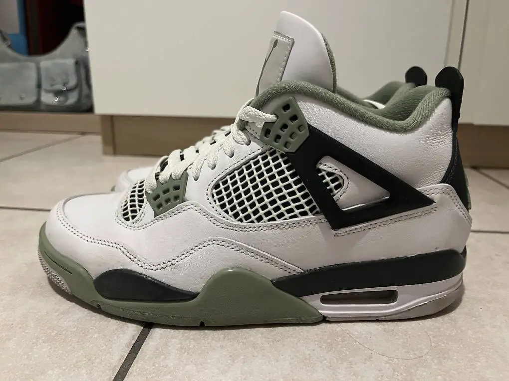 jordan 4
