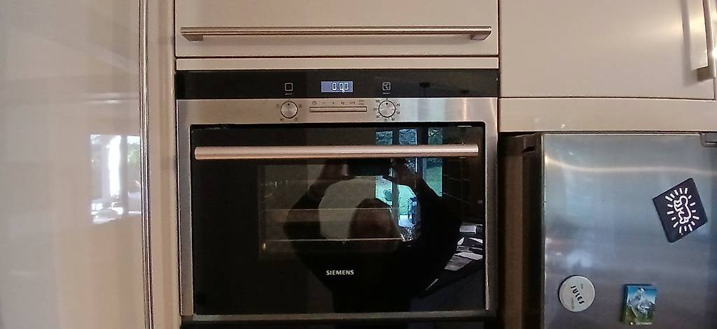 four vapeur encastarble siemens