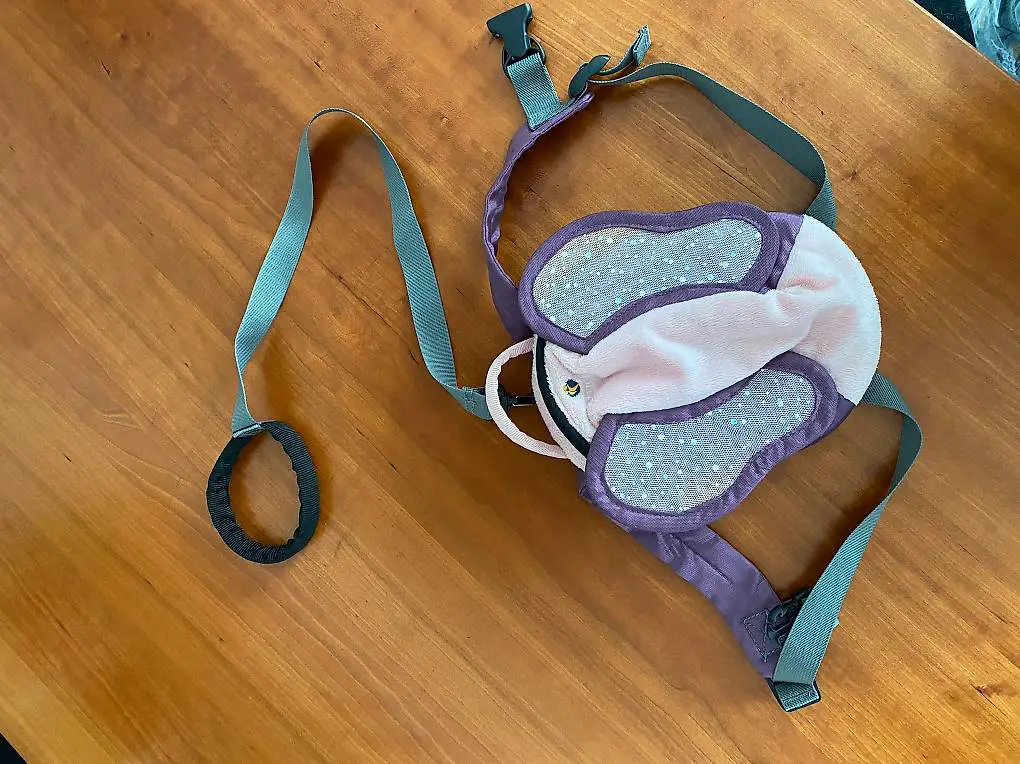 Kleiner Rucksack mit Halteseil für 2 bis 5jährige