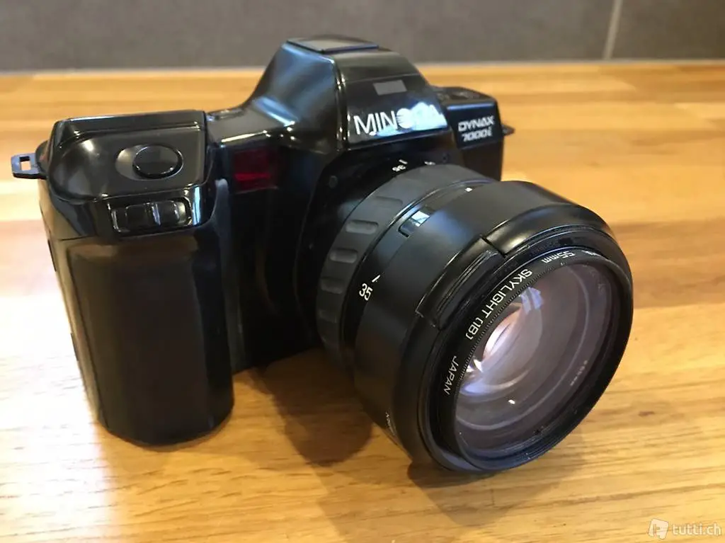 Minolta Dynax 7000i mit Minolta Objektiv Minolta AF 35-105