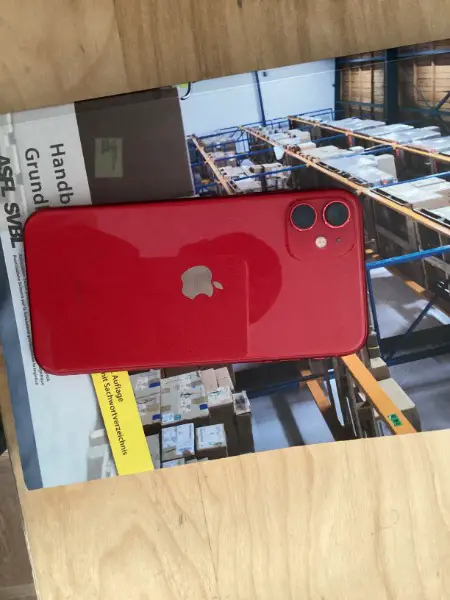 iPhone 11 gebraucht keine Gebrauchspruhren