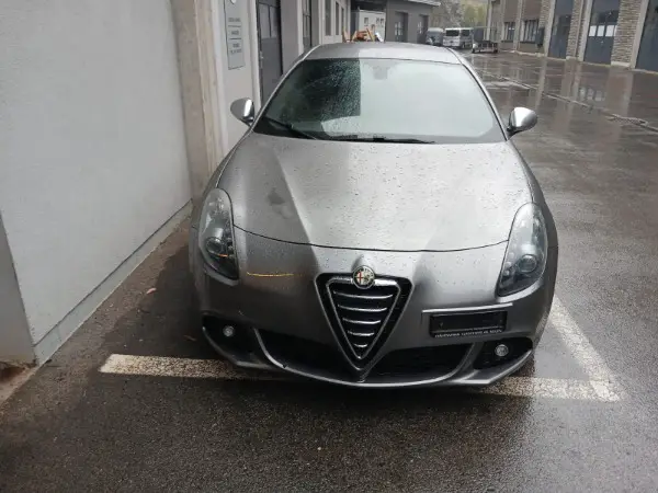 Alfa Romeo Giulietta 1750 Maserati Edition