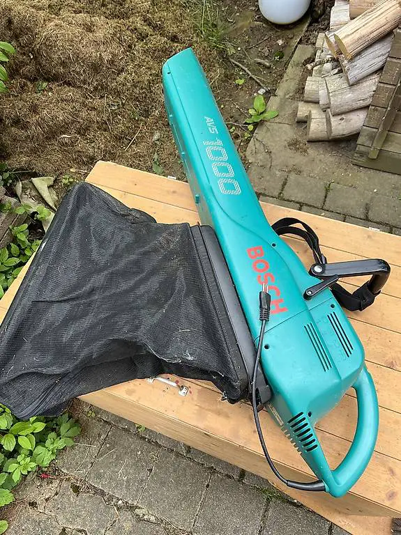 Laubbläser / Sauger