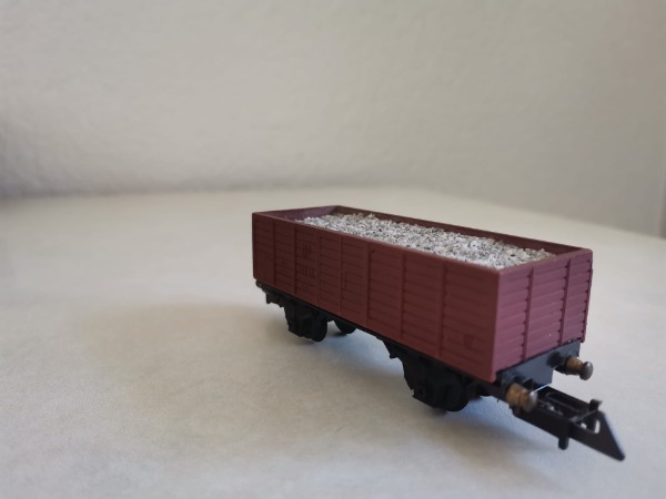 WESA Hochbordiger Güterw. rotbraun m. Kies, ohne Box