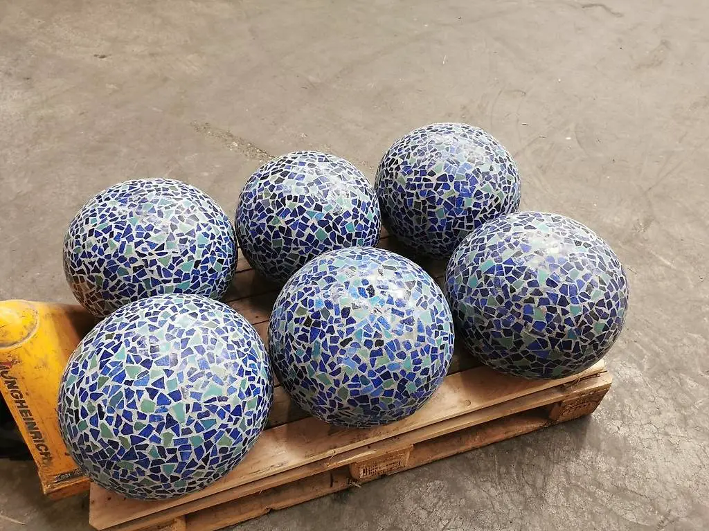 Mosaik Gartenkugel aus Beton Ø 40 cm