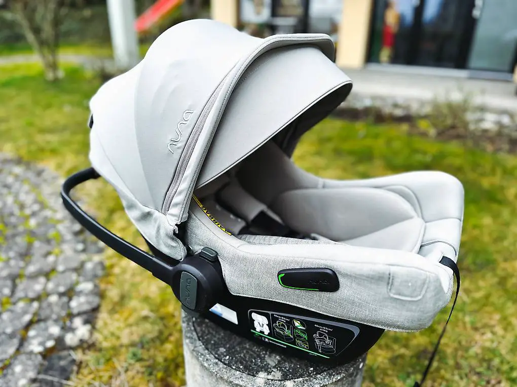 Babyschale NUNA Pipa next - NEWUWERTIG mit Garantie