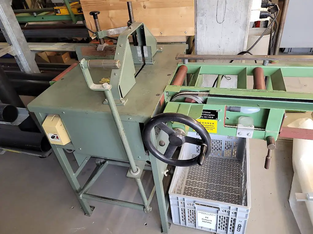 Kreissäge mit Längemessbahn