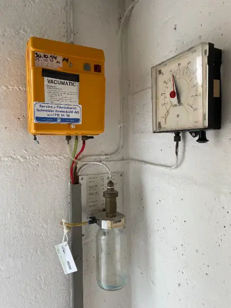 Leckwarn-Anlage für Öltank Talimex Vacumatic