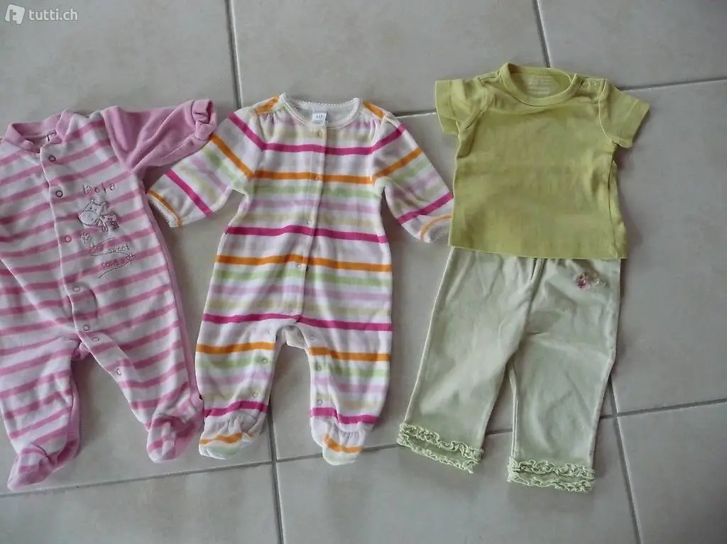 2 Pyjamas, Hosen und Pulli Gr. 62 neuw.