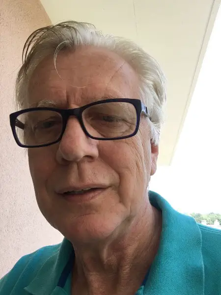 Cercasi donna con esperienza di 57 anni per convivenza