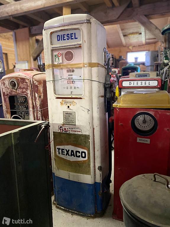 Diverse Tanksäulen zu verkaufen