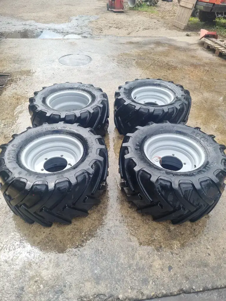 reform rad 425 / 55 r 17 as / et 37 /zu metrac h9x