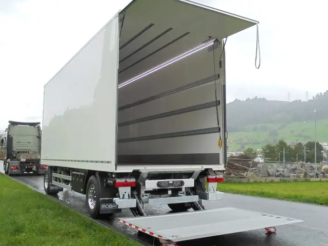 MOBAS, AH 18, Plywoodkoffer