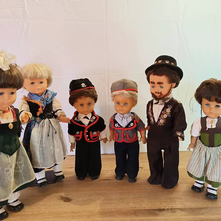 6 Trachtenpuppen / Trachtenbäbi"s