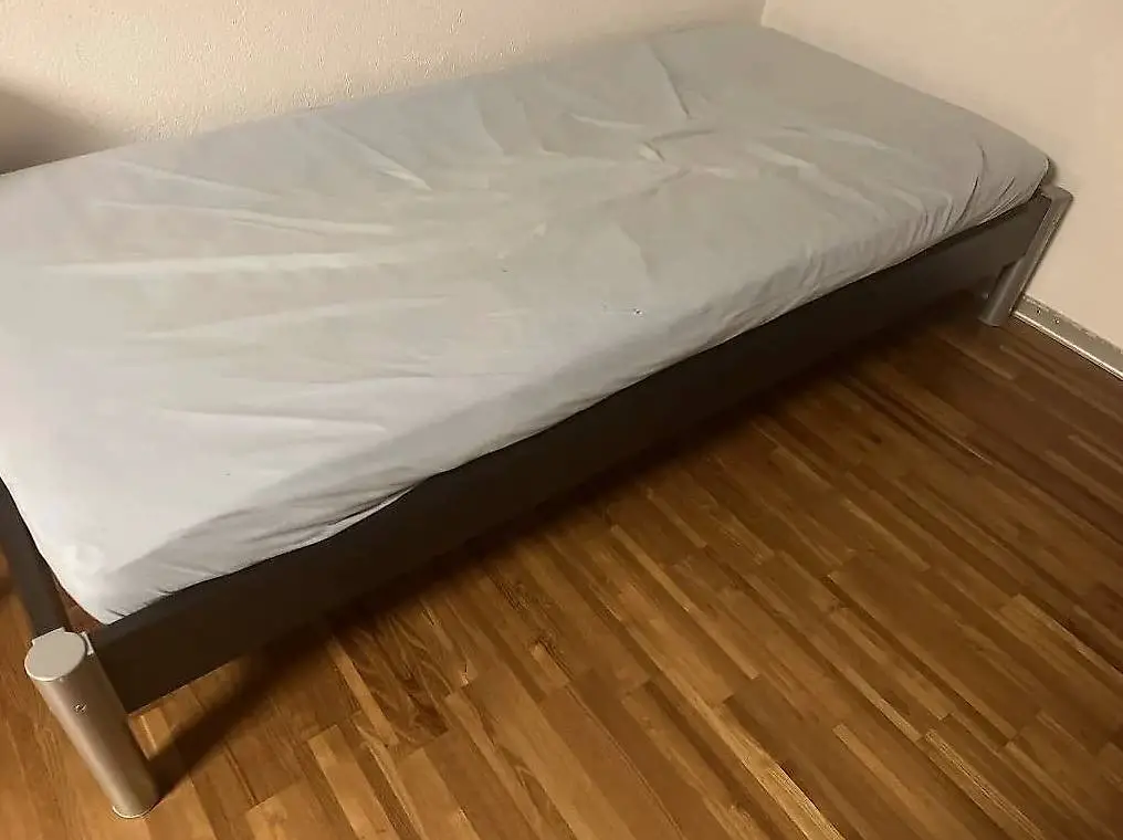 Hasena Bett 90 x 200 cm inkl. Lattenrost und Matratze