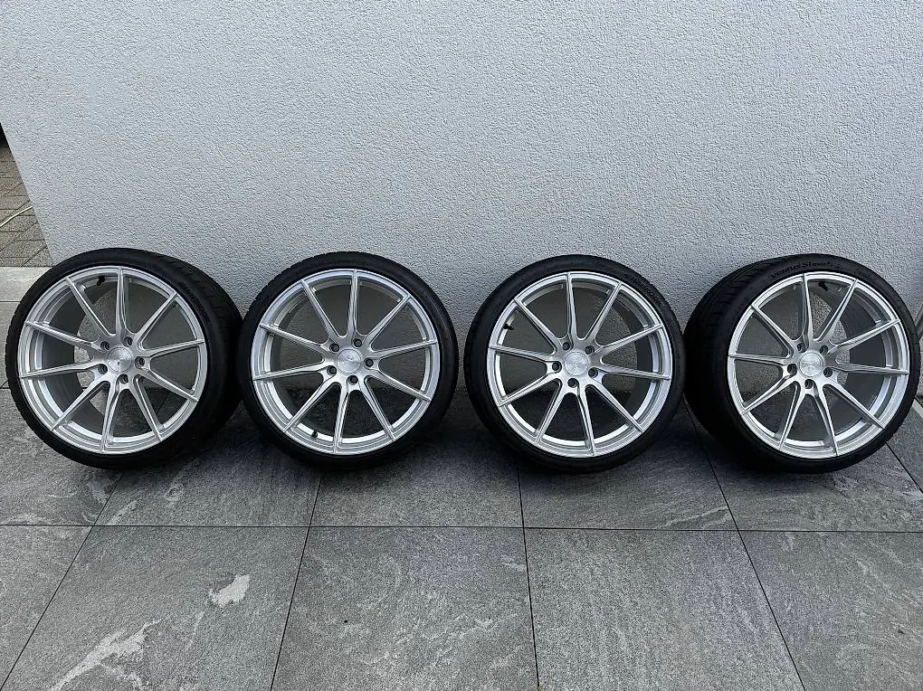 Aversus Rebel Felgen 8.5Jx19ET43