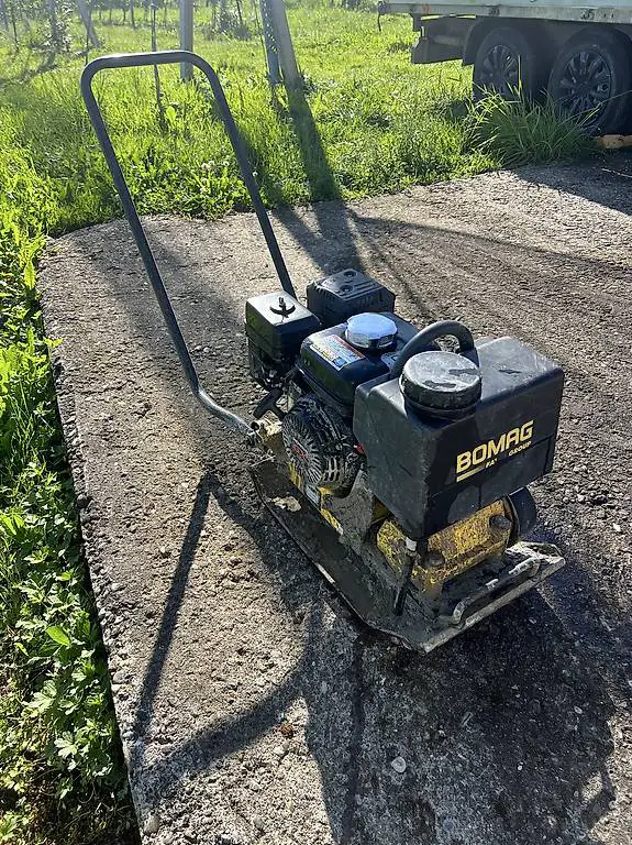 Bomag Rüttelplatte Typ BVP 8734