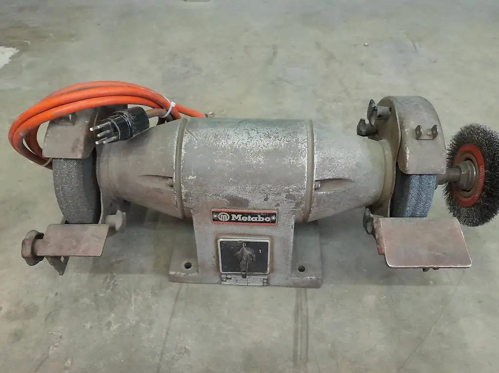 Doppelschleifmaschine Metabo