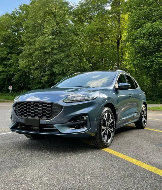 FORD Kuga 2.5 Hybrid ST-Line X 4x4