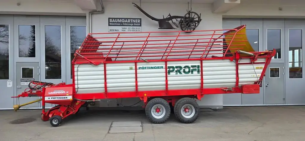 Ladewagen 45m3 PöttingerLadeprofi 4