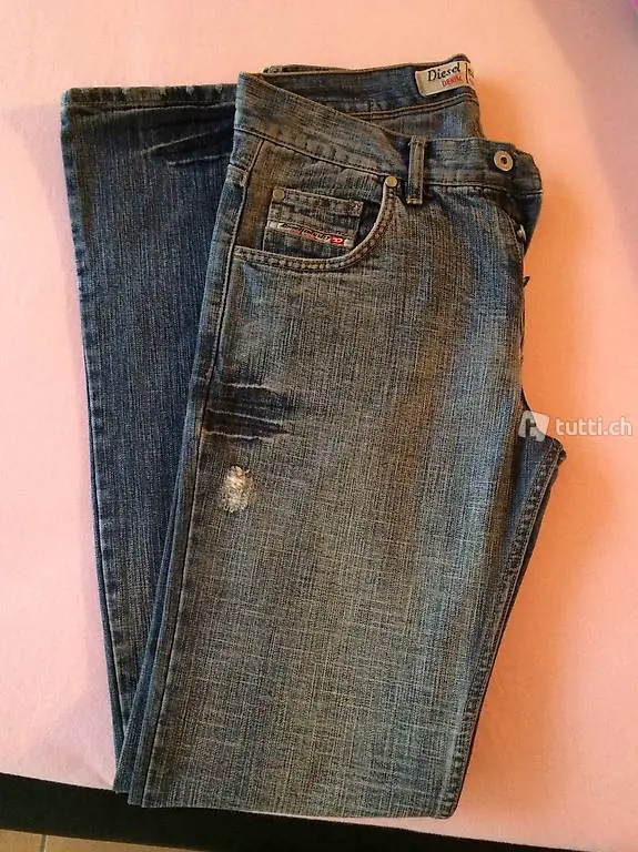 Jeans nuovi uomo taglia 32