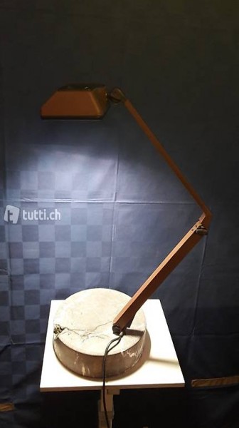 Tischlampe