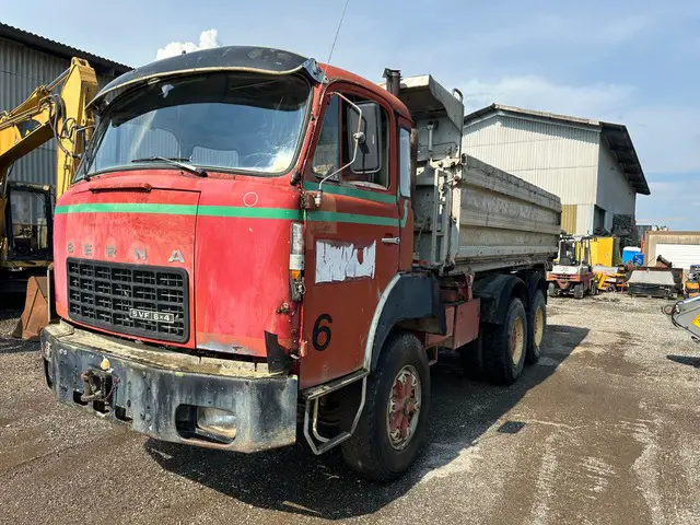 SAURER, 5VF-6x4, 3-Seitenkipper