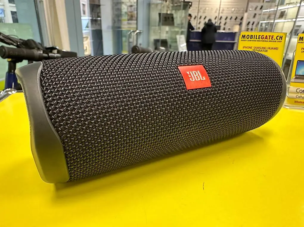 JBL Flip 5, Schwarz