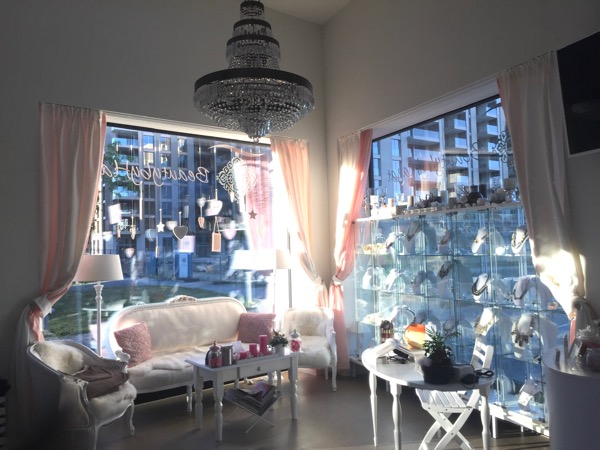 Nachfolgerin für Kosmetikstudio gesucht (Übernahme)