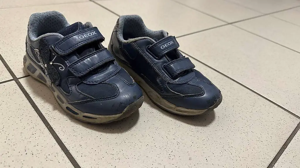 Geox Schuhe gr 29 mit Licht