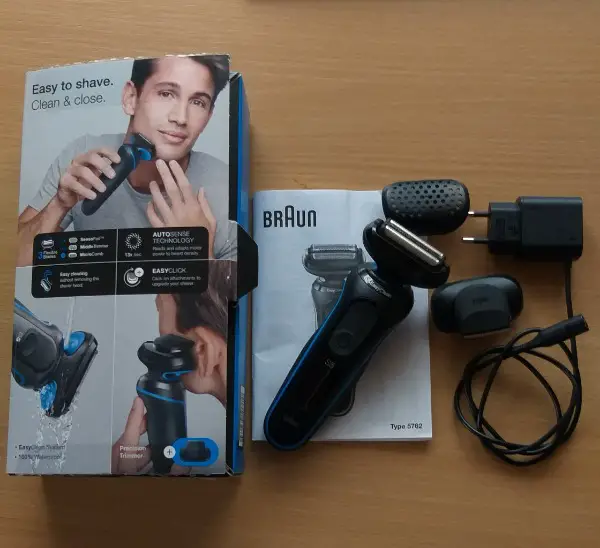 Braun Rasierapparat, Folienrasierapparat