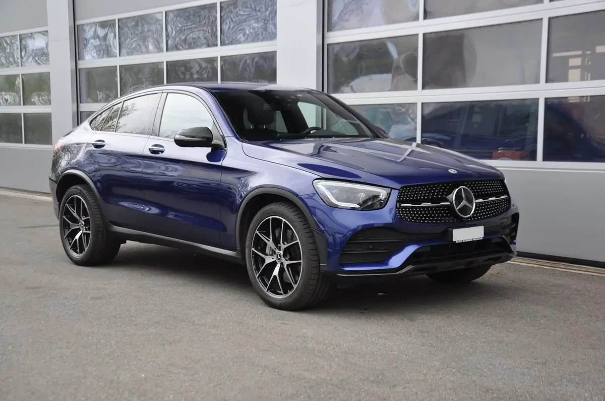 mercedes-benz glc coupé 300 amg line 4matic 9g-tronic