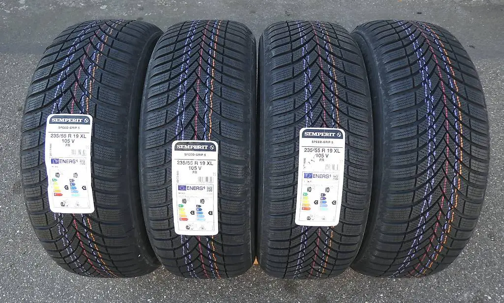 4 Winterreifen 235 55 R19 VW Touareg / Audi Q5