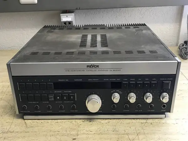  Revox B780 Receiver (DEFEKT)
