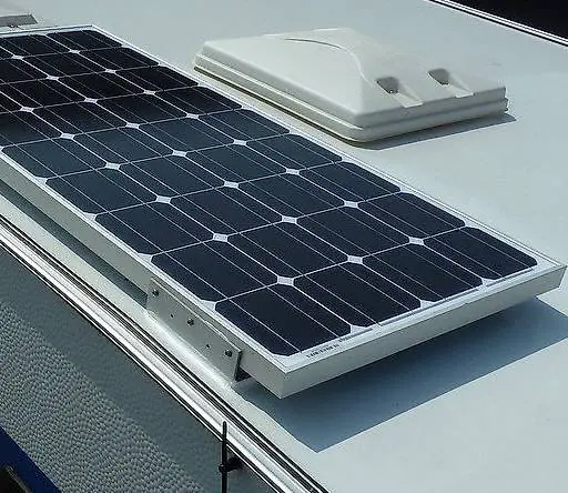 Sonderangebot Solarpanel 230W + Lithium Bat. 100Ah + Montage