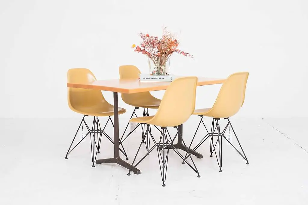 Horgenglarus Tisch Delta t-1670 in Buche - 125cm x 80cm