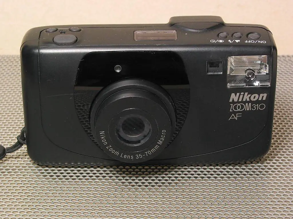 NIKON ZooM 310 AF Analog Kamera Kompakt 35-70mm Lomo TOP