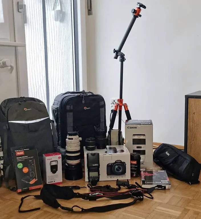 canon eos 90d equipment