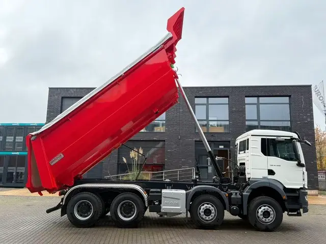MAN, TGS 41.440 8x4 Mulden-Kipper, 3-Seitenkipper