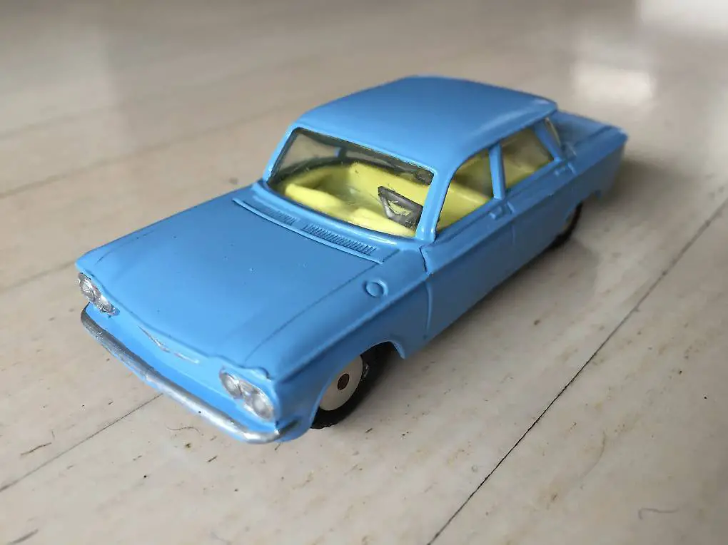 Modellauto Chevrolet Corvair 1960-64 Corgi Toys No 229 1:43