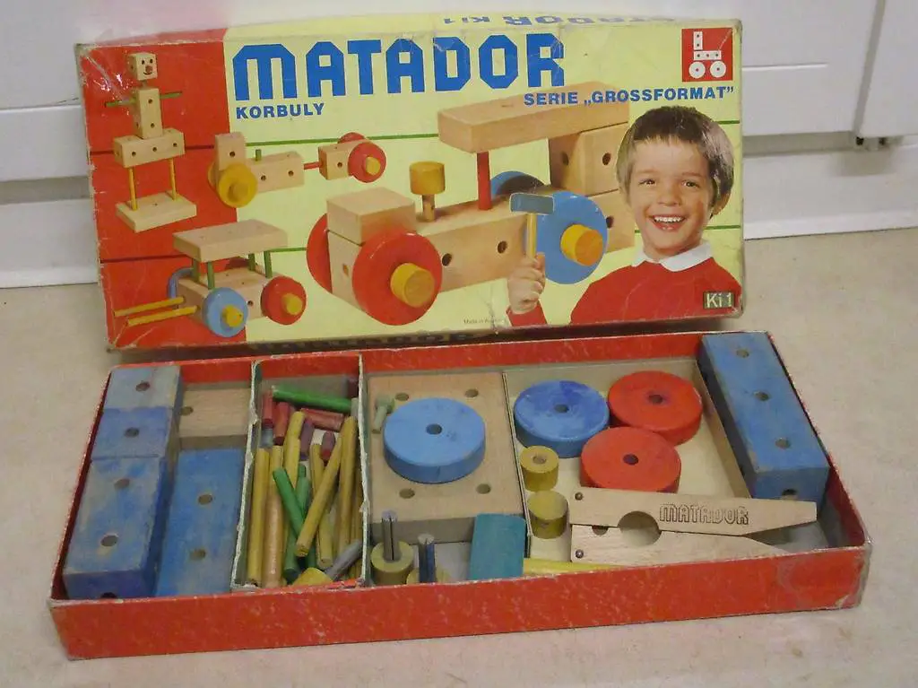 Matador-Baukasten Ki1 Korbuly - Holz-Spielzeug 60er 70er Hit