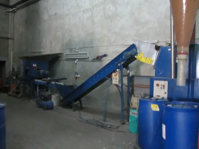 Broyeur plastique complet, Bau - Geräte / Maschinen