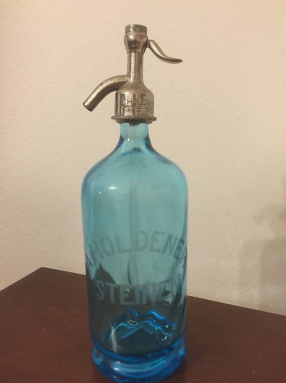 Schöne Alte Schweitzer Sodaflasche Hellblau