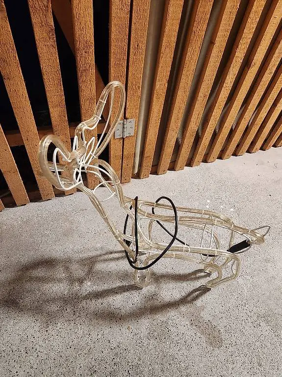 Dekoration ist hell.