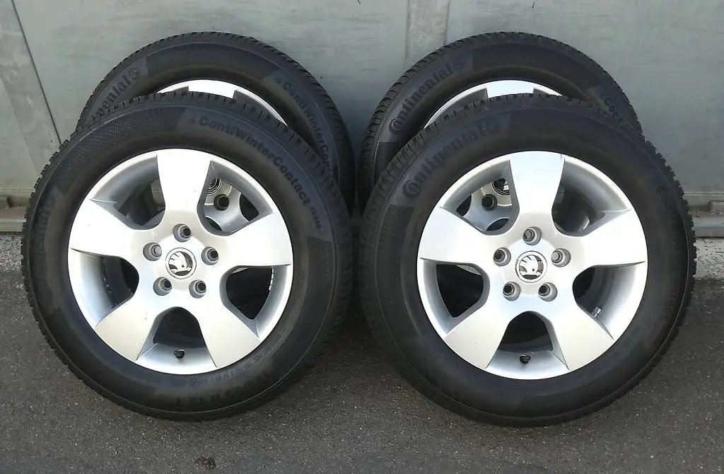 4x Original Skoda Alufelgen 195 65 R15 1Z/5E